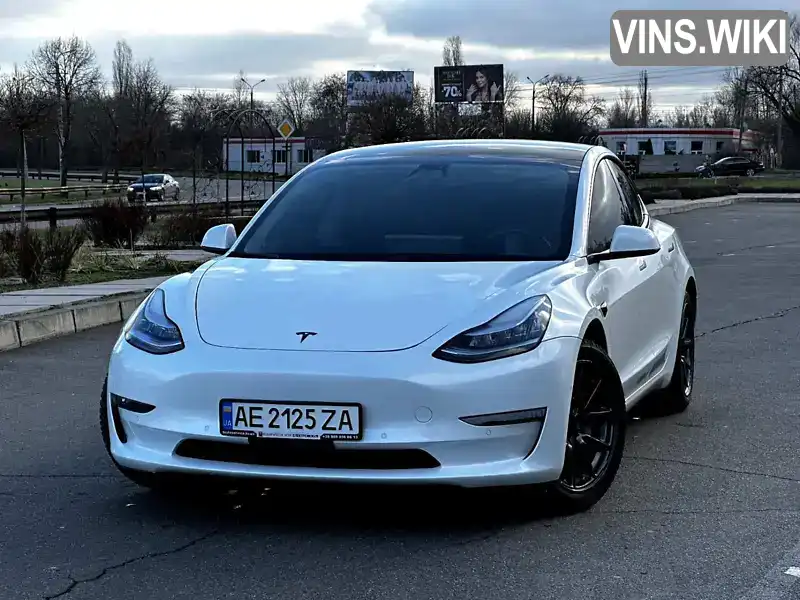 Tesla Model 3 2019, фото з оголошення 2 з 21, VIN 5YJ3E1EA9KF397105
