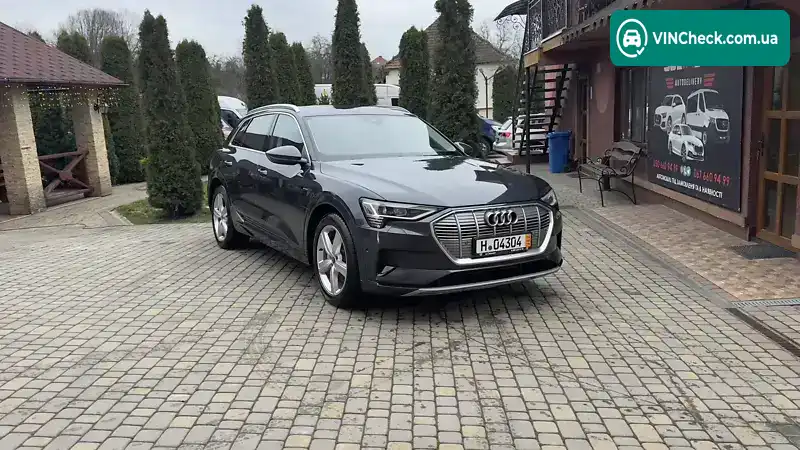 Audi e-tron 2021, фото з оголошення 2 з 21, VIN WAUZZZGE3MB017112