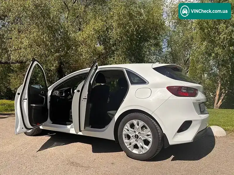 Kia Ceed 2022, фото з оголошення 2 з 20, VIN U5YH2516BNL157850