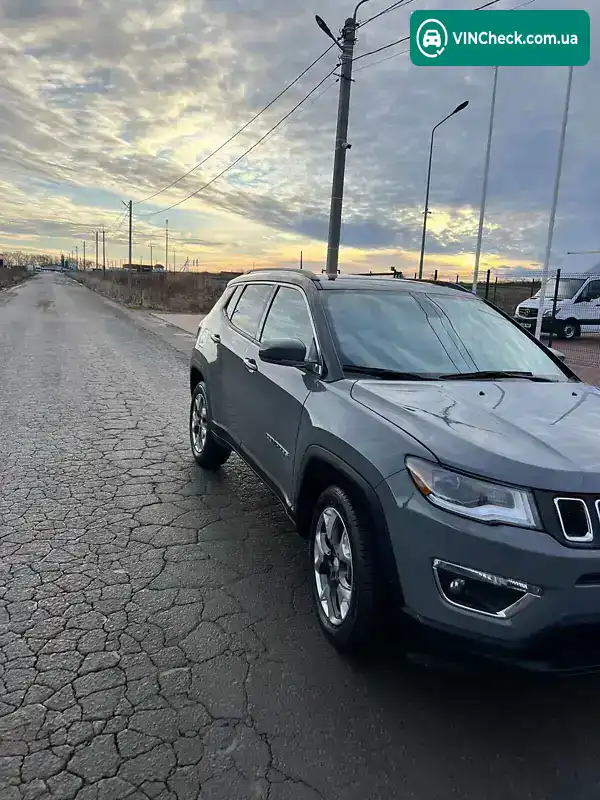 Jeep Compass 2019, фото з оголошення 2 з 11, VIN 3C4NJDCB8LT116495