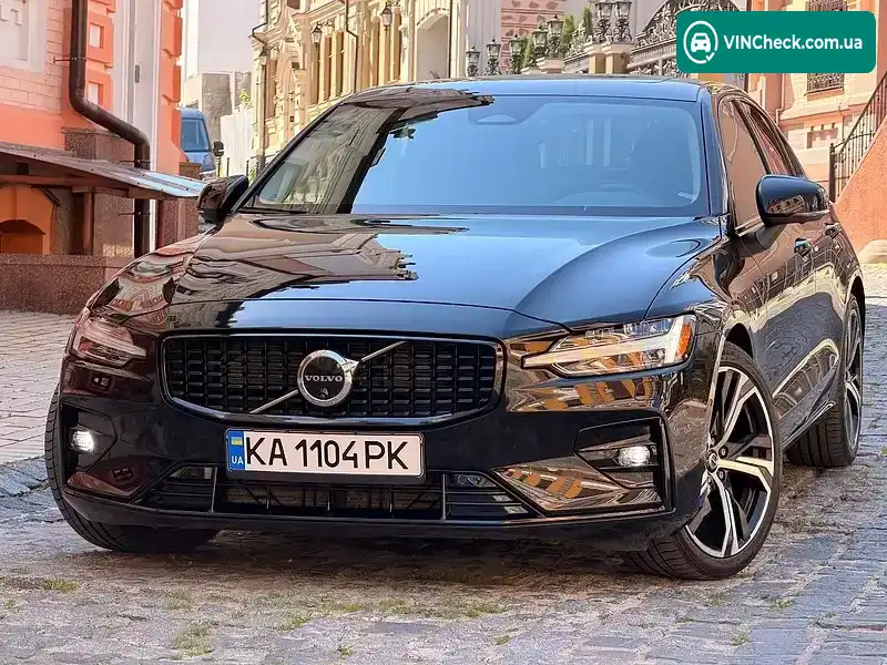 Volvo S60 2023, фото з оголошення 2 з 20, VIN 7JRL12TL3RG299436
