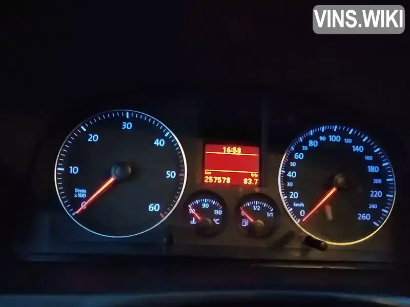 Volkswagen Touran 2005, фото з оголошення 1 з 19, VIN WVGZZZ1TZ5W172097