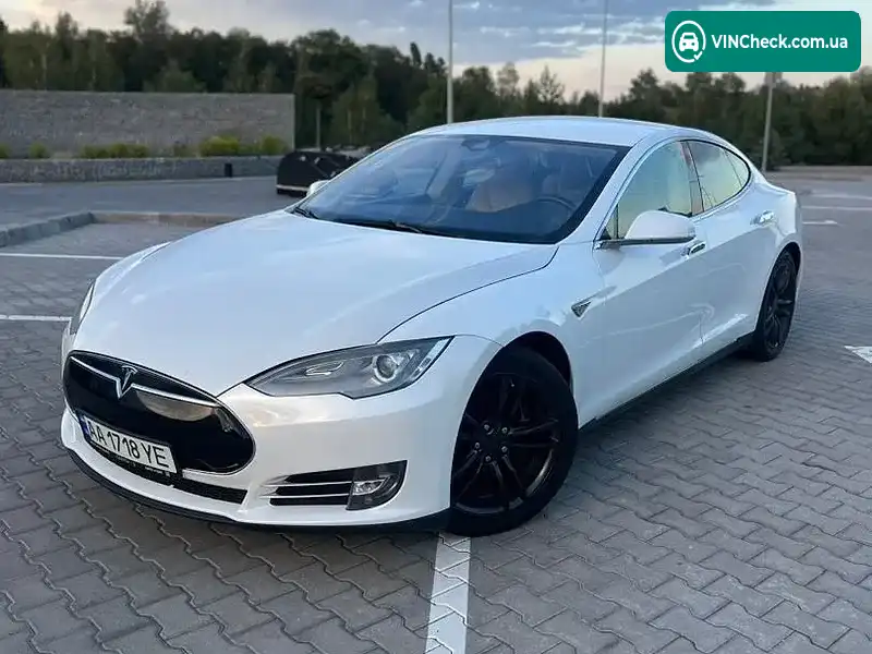 Tesla Model S 2015, фото з оголошення 1 з 20, VIN 5YJSA1E2XFF114099