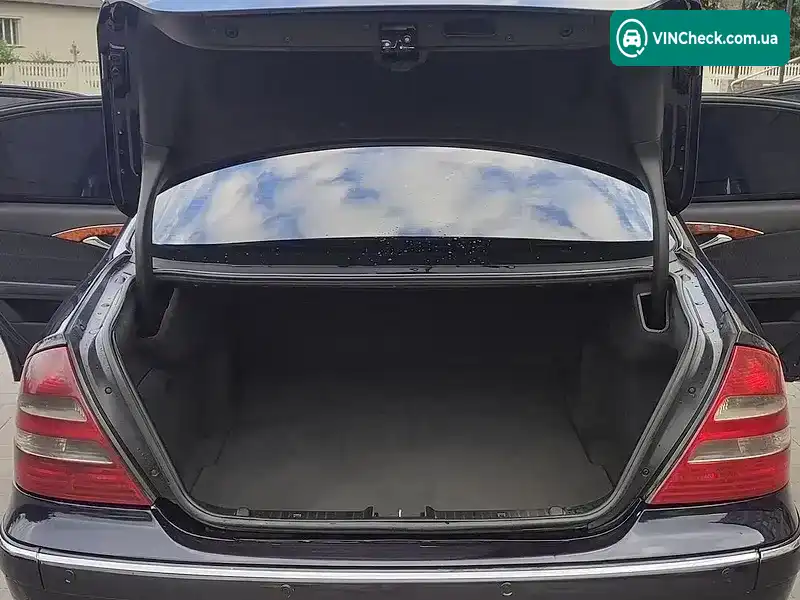 Mercedes-Benz E-Class 2002, фото з оголошення 2 з 7, VIN WDB2110061A085988