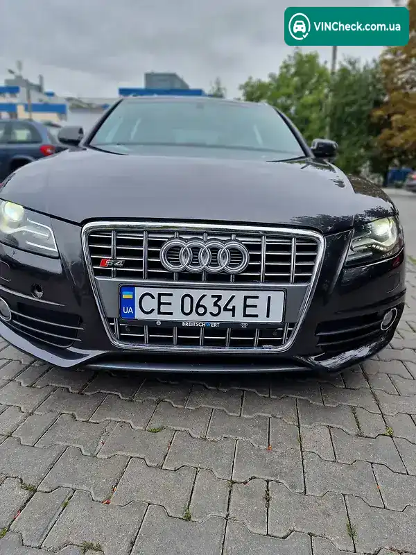 Audi A4 2010, фото з оголошення 2 з 20, VIN WAUZZZ8K7AA164720