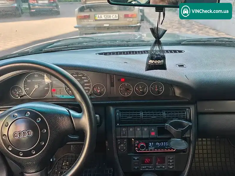 Audi A6 1997, фото з оголошення 2 з 19, VIN WAUZZZ4AZVN065819