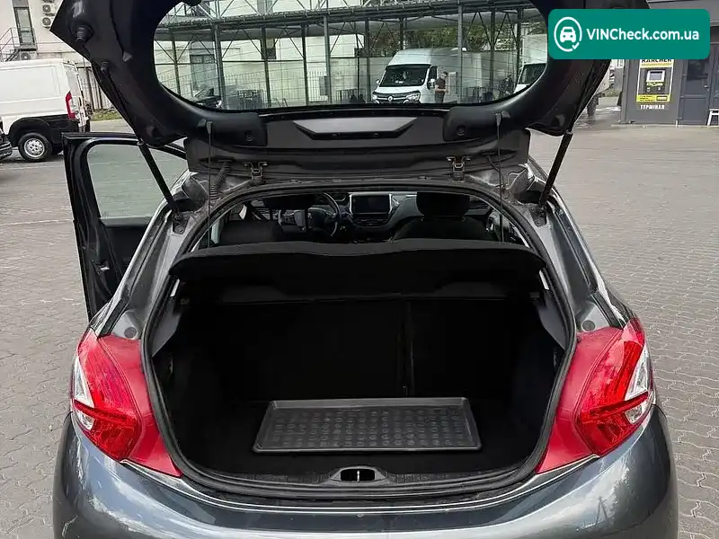 Peugeot 208 2012, фото з оголошення 2 з 16, VIN VF3CC8FP0CW048577