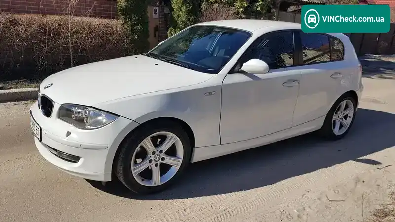 BMW 1 Series 2008, фото з оголошення 2 з 21, VIN WBAUD71060P311028
