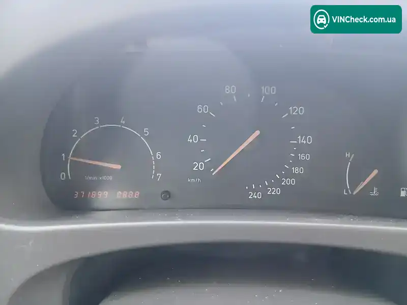 Saab 9-5 1999, фото з оголошення 1 з 7, VIN YS3EF45C4Y3002366