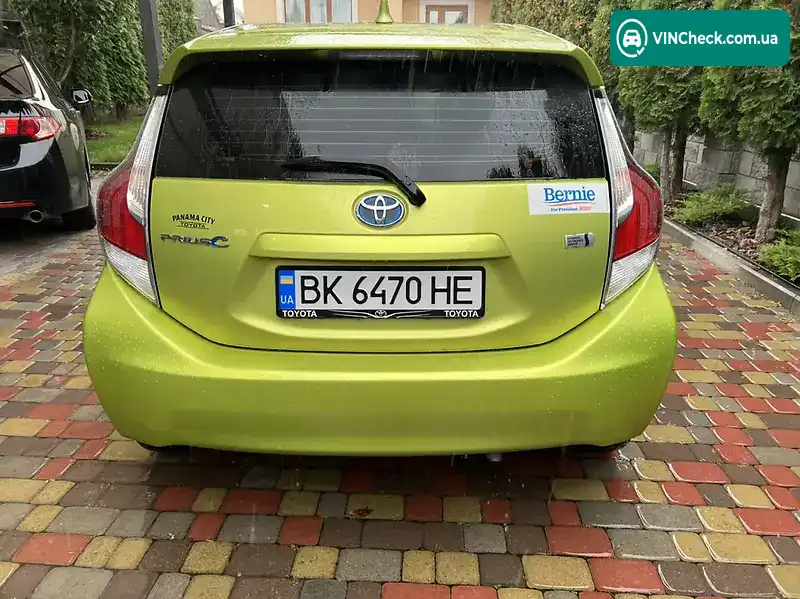 Toyota Prius C 2016, фото з оголошення 2 з 17, VIN JTDKDTB34G1136514