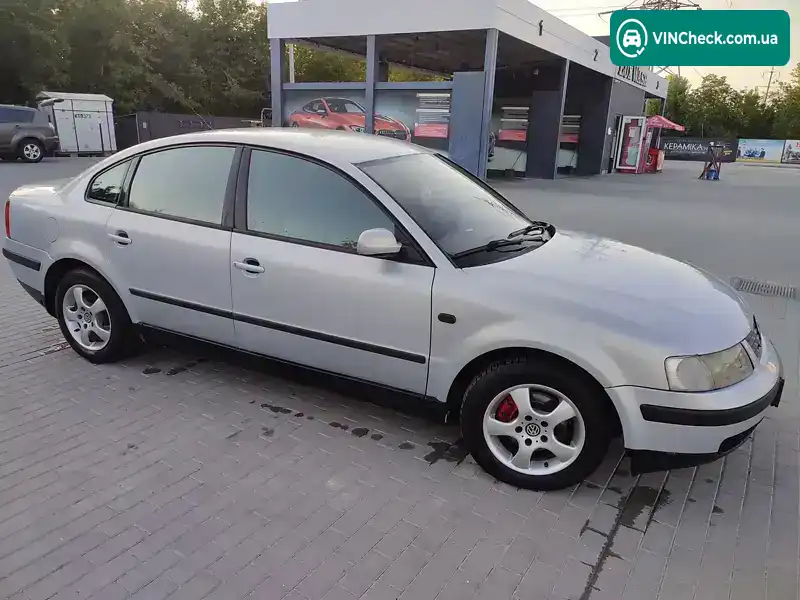 Volkswagen Passat 1998, фото з оголошення 2 з 11, VIN WVWZZZ3BZWP263624