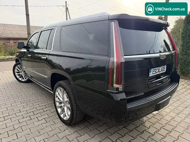 Cadillac Escalade 2018, фото з оголошення 2 з 20, VIN 1GYS4KKJ5KR105799