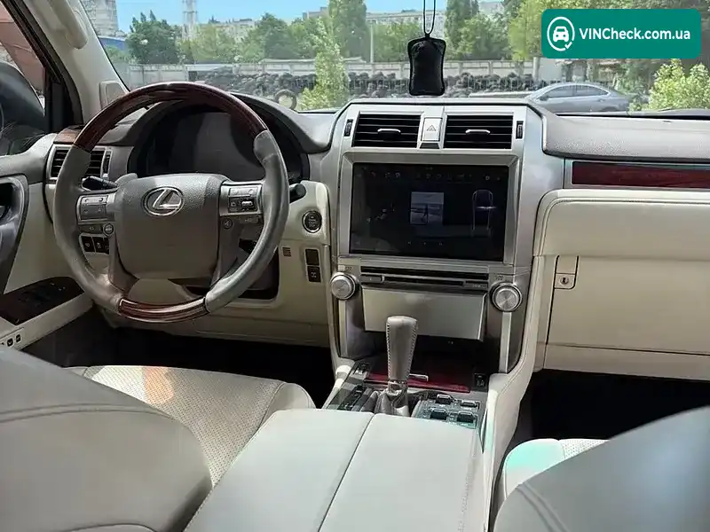 Lexus GX 2010, фото з оголошення 2 з 14, VIN JTJJM7FX9A5001137