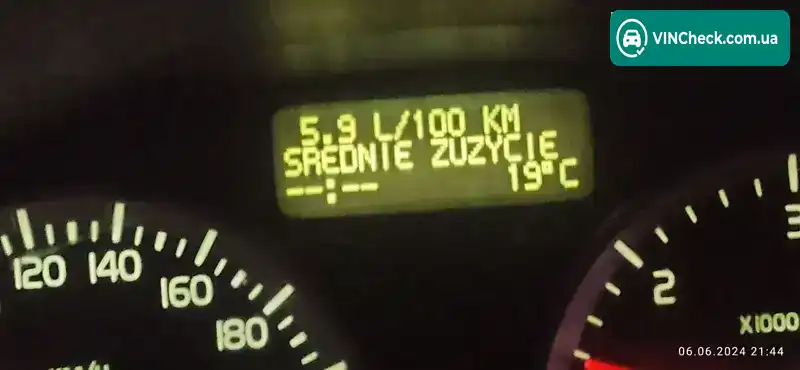 Volvo V50 2005, фото з оголошення 2 з 20, VIN YV1MW753152118244