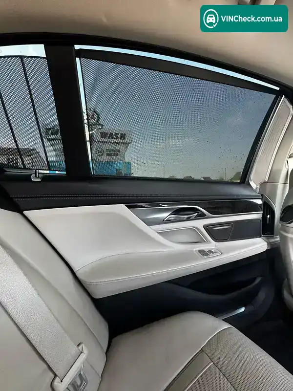 BMW 7 Series 2016, фото з оголошення 2 з 21, VIN WBA7E4C51HGU99616