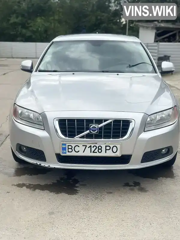 Volvo V70 2008, фото з оголошення 2 з 9, VIN YV1BW694091079847