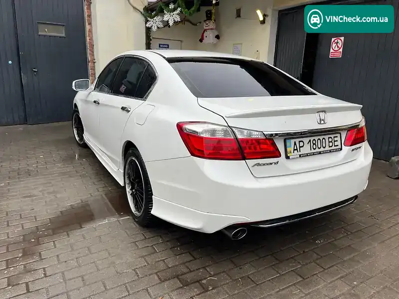Honda Accord 2013, фото з оголошення 2 з 12, VIN 1HGCR2670DA705282