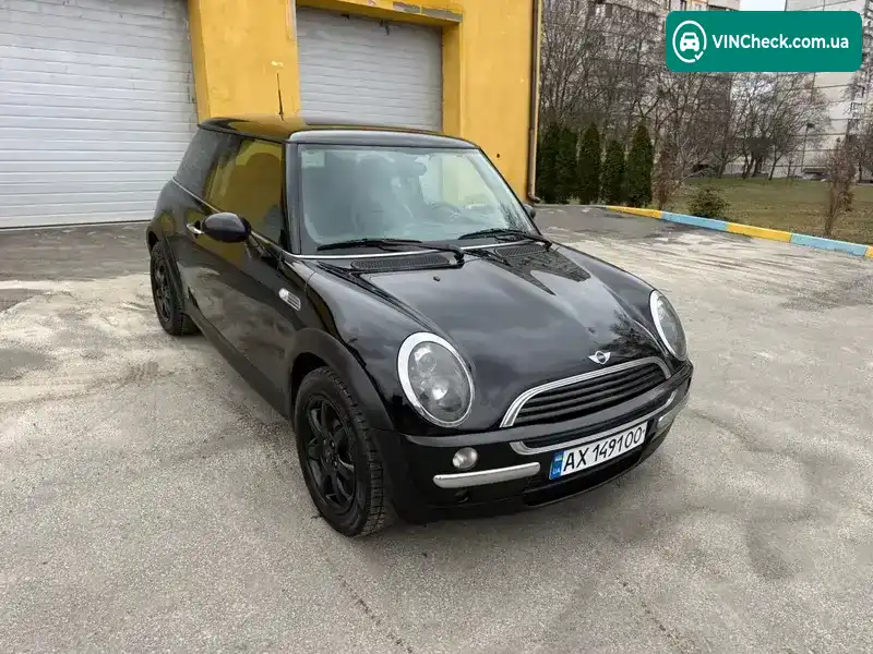 MINI Hatch 2003, фото з оголошення 1 з 19, VIN WMWRB11000TF29808