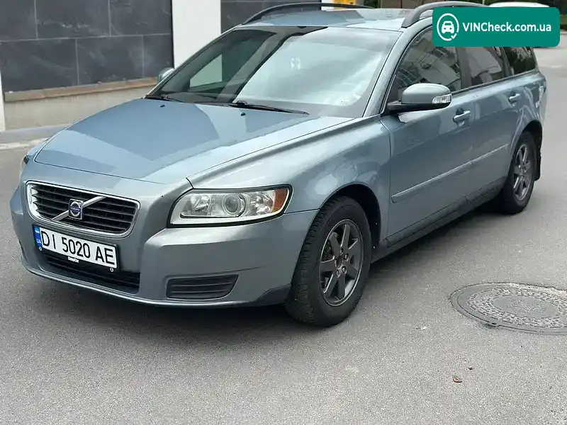 Volvo V50 2009, фото з оголошення 2 з 21, VIN YV1MW765292487524