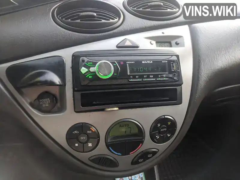 Ford Focus 2004, фото з оголошення 2 з 19, VIN WF0AXXGCDA4A72953