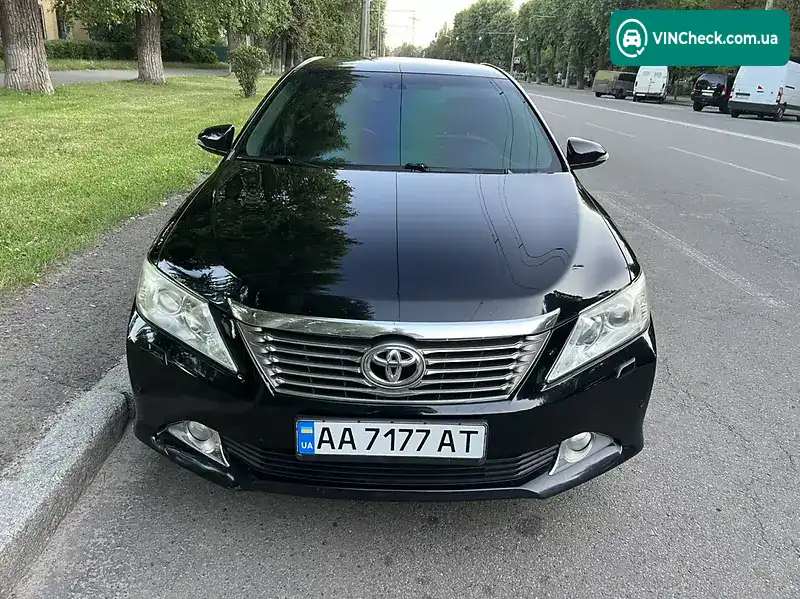 Toyota Camry 2012, фото з оголошення 1 з 7, VIN JTNBFYFK403016548