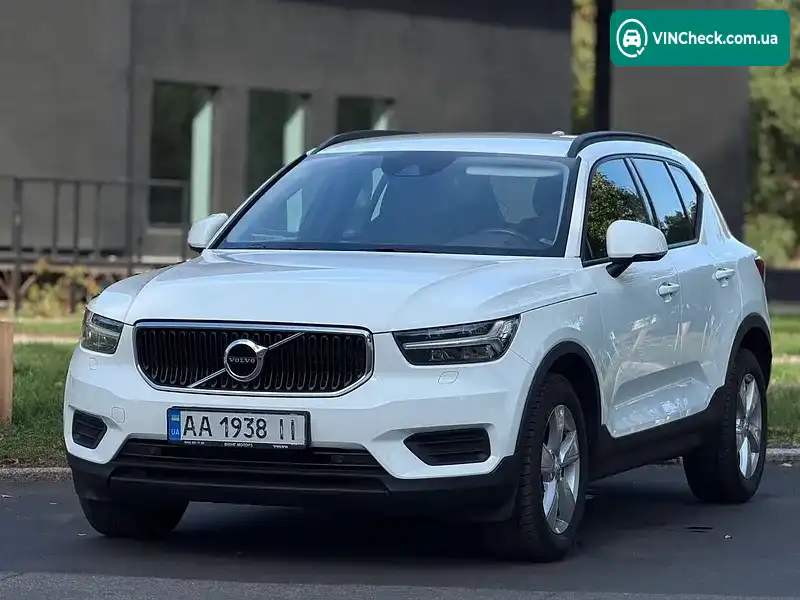 Volvo XC40 2019, фото з оголошення 1 з 20, VIN YV1XZ72BDK2129808