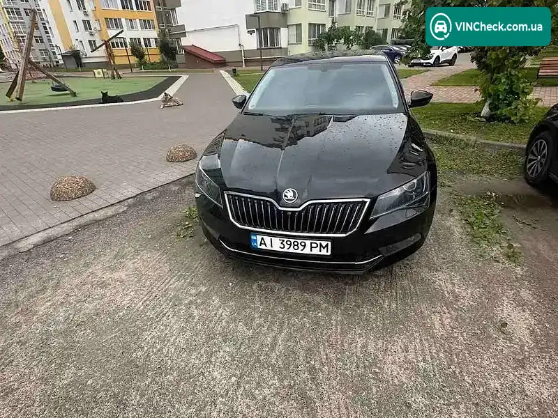 Skoda Superb 2017, фото з оголошення 2 з 12, VIN TMBAJ8NP2JB300201