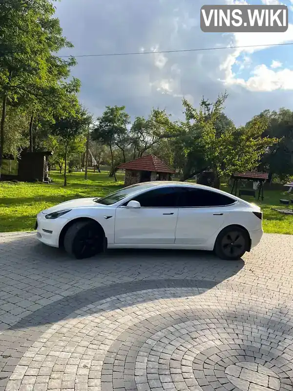 Tesla Model 3 2019, фото з оголошення 1 з 5, VIN 5YJ3E7EB7KF458687