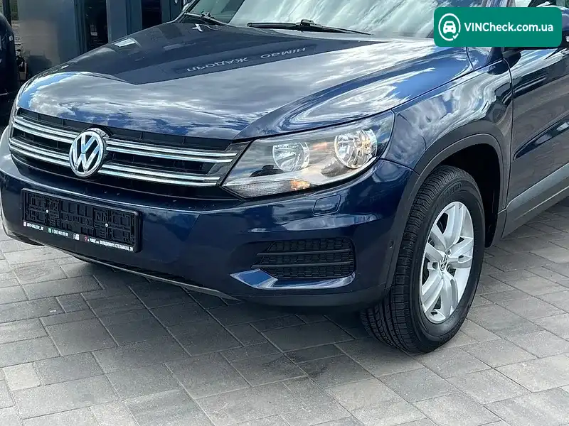 Volkswagen Tiguan 2016, фото з оголошення 2 з 20, VIN WVGBV7AX3GW569684