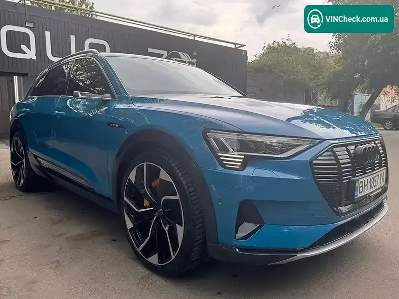 Audi e-tron 2019, фото з оголошення 1 з 9, VIN WAUZZZGE4KB002289
