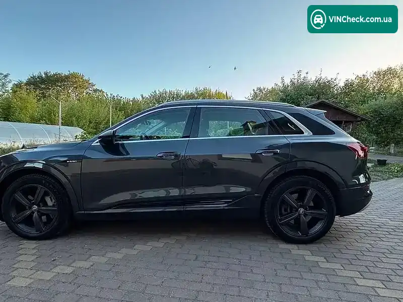 Audi e-tron 2020, фото з оголошення 2 з 20, VIN WAUZZZGE2MB002522