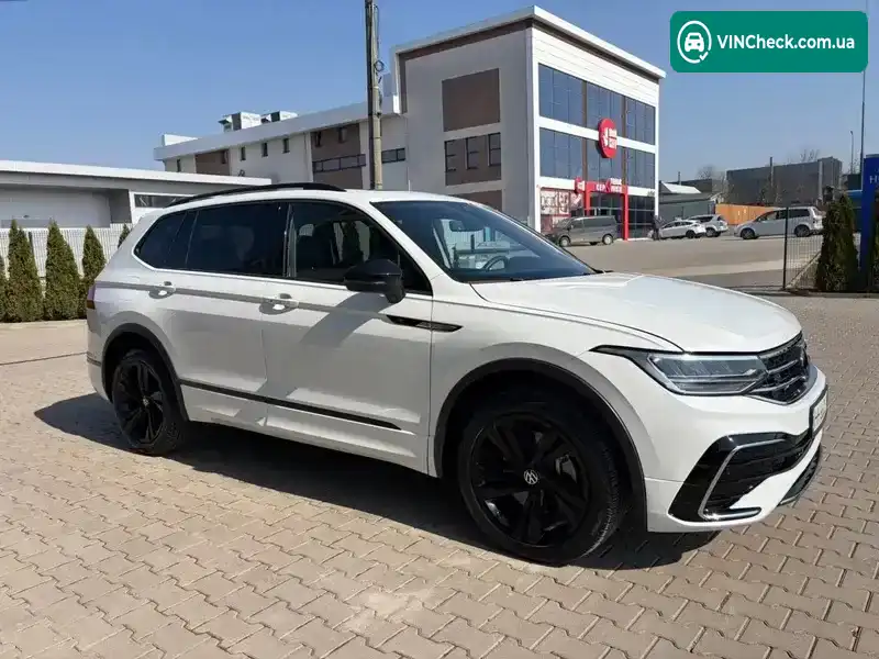 Volkswagen Tiguan 2023, фото з оголошення 2 з 21, VIN 3VVCB7AX7PM109043