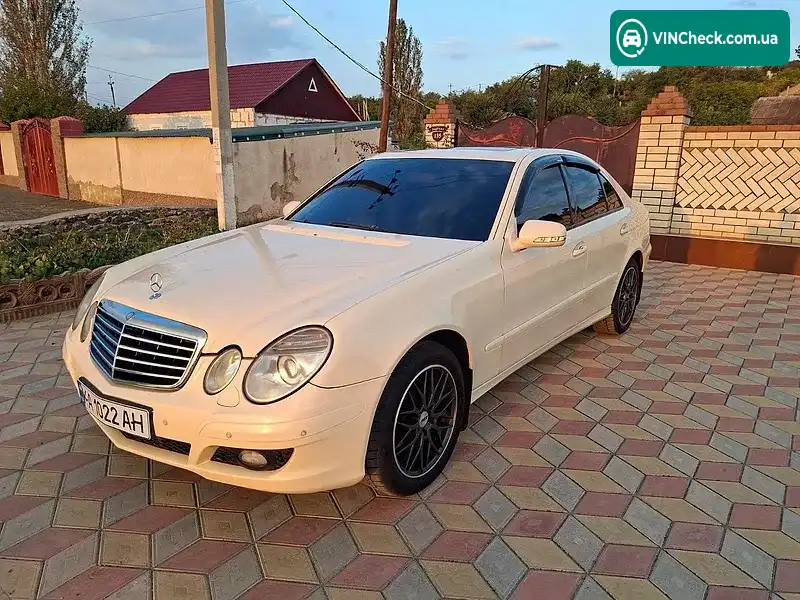 Mercedes-Benz E-Class 2008, фото з оголошення 1 з 13, VIN WDB2110411B426523