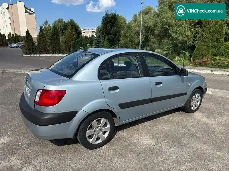 Kia Rio 2007, фото з оголошення 2 з 18, VIN KNEDE221276208113