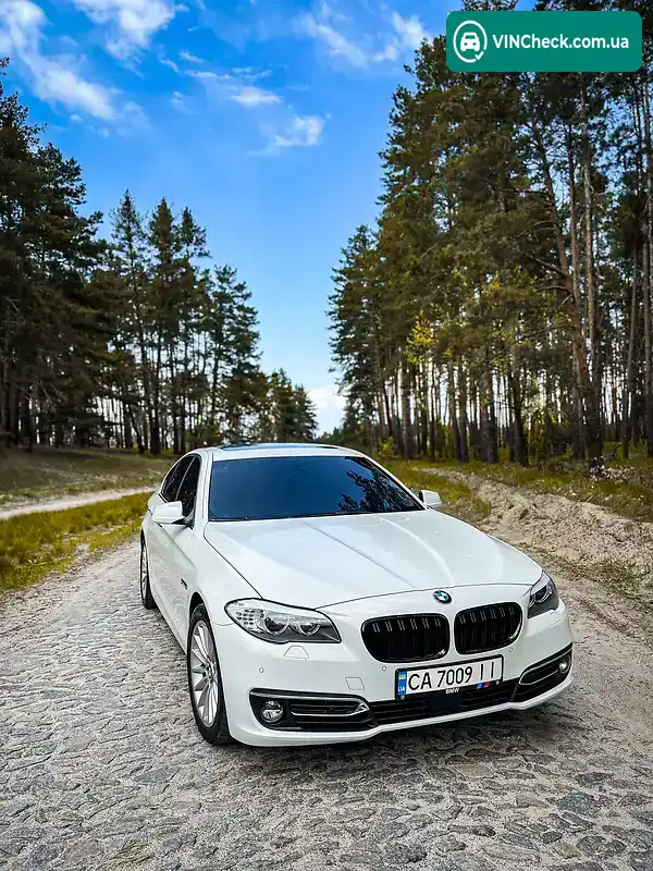 BMW 5 Series 2011, фото з оголошення 2 з 20, VIN WBAFR7C51BC807366