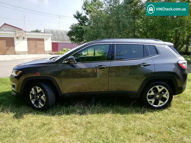 Jeep Compass 2018, фото з оголошення 2 з 20, VIN 3C4NJCCB5JT406684