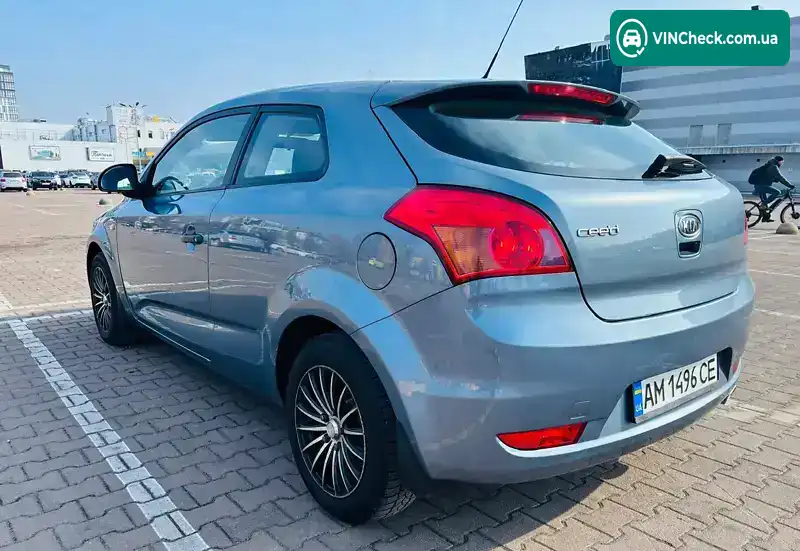 Kia Ceed 2009, фото з оголошення 2 з 21, VIN Y6DFF23129L030699
