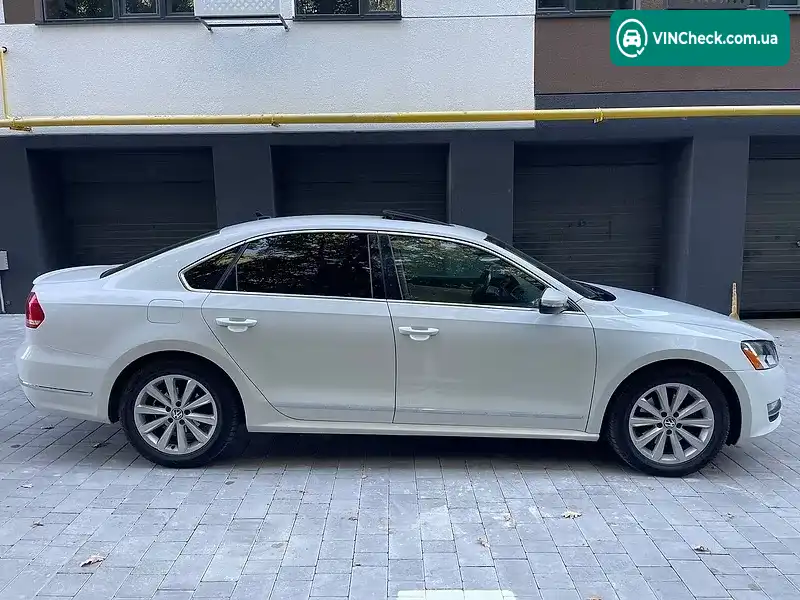 Volkswagen Passat 2012, фото з оголошення 1 з 20, VIN 1VWCH7A31CC070713