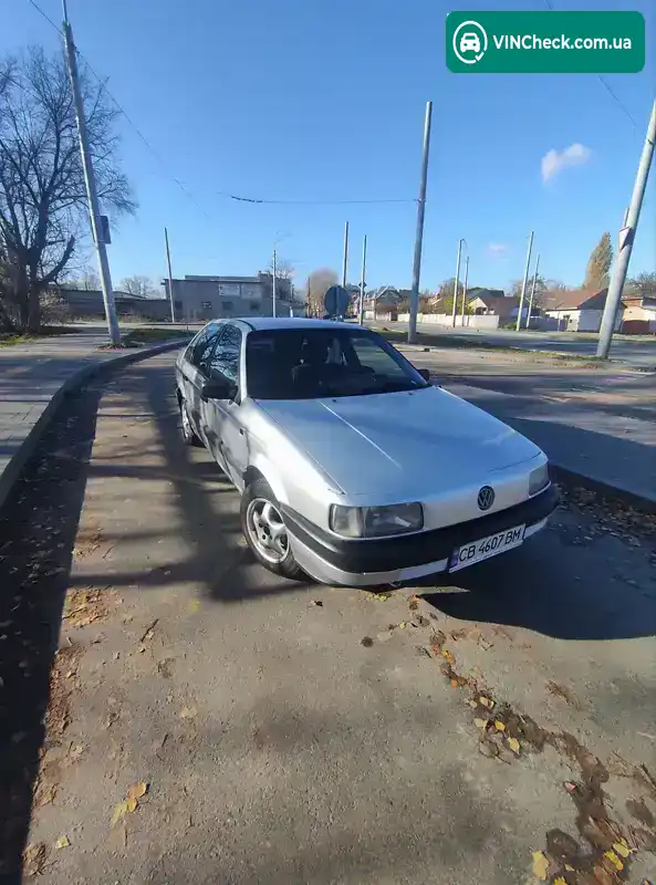 Volkswagen Passat 1990, фото з оголошення 1 з 8, VIN WVWZZZ31ZLB040865