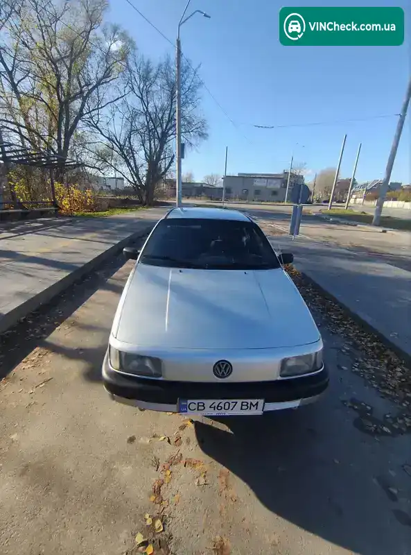 Volkswagen Passat 1990, фото з оголошення 2 з 8, VIN WVWZZZ31ZLB040865
