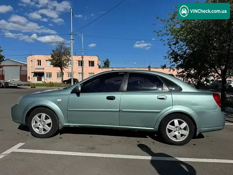 Chevrolet Nubira 2004, фото з оголошення 2 з 20, VIN Y6DNA193E4K990413