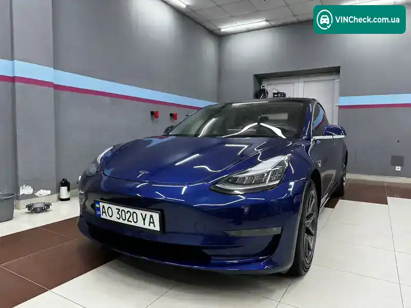 Tesla Model 3 2018, фото з оголошення 1 з 12, VIN 5YJ3E1EB9JF185442