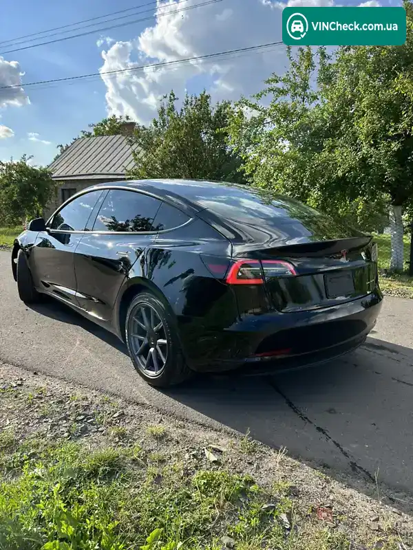 Tesla Model 3 2022, фото з оголошення 2 з 17, VIN 5YJ3E1EB9NF104901