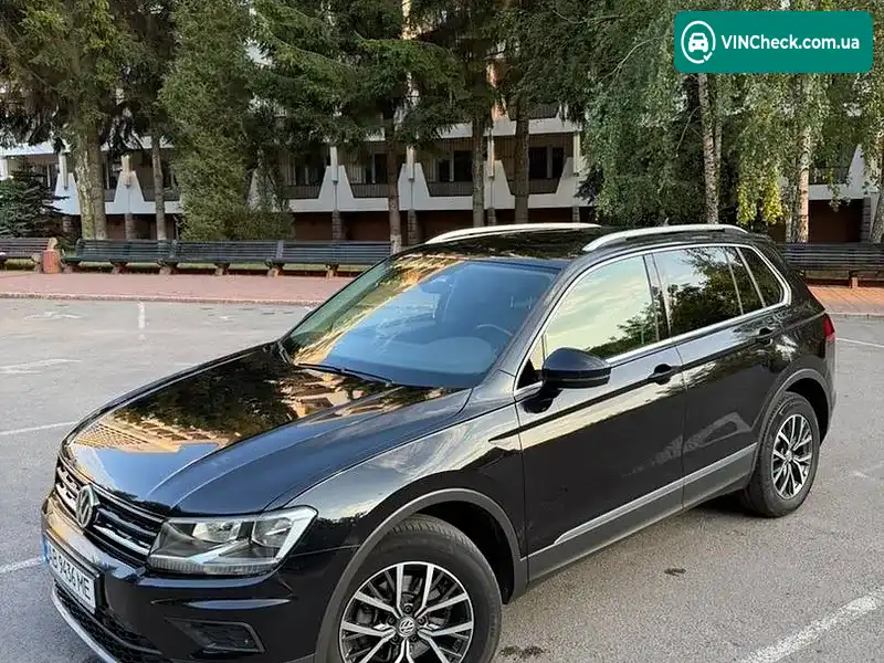 Volkswagen Tiguan 2017, фото з оголошення 2 з 20, VIN WVGZZZ5NZJW305251