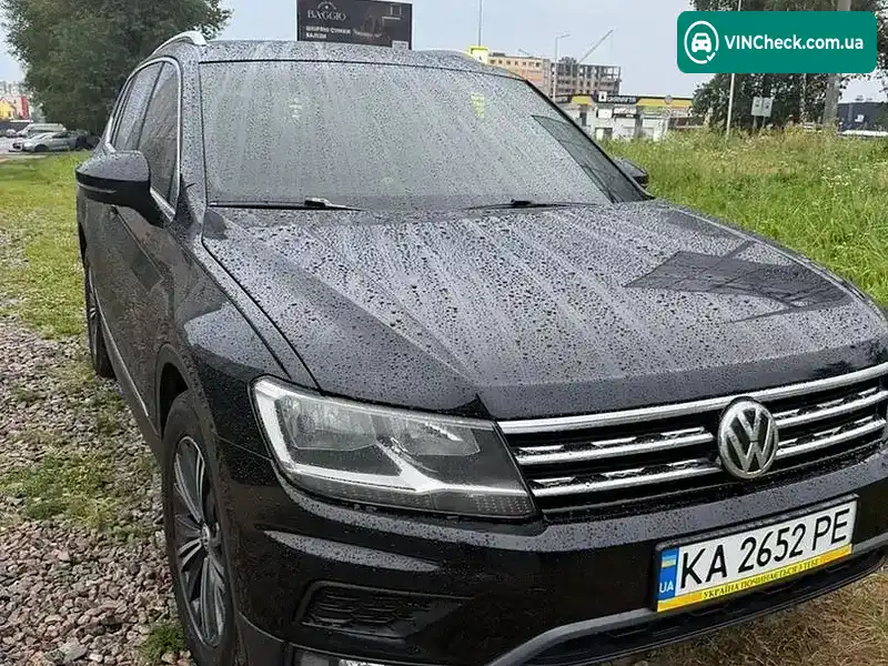 Volkswagen Tiguan 2017, фото з оголошення 1 з 20, VIN 3VV2B7AX1JM016375