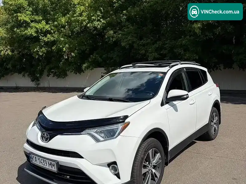 Toyota RAV4 2016, фото з оголошення 1 з 12, VIN JTMWFREV2GD085282