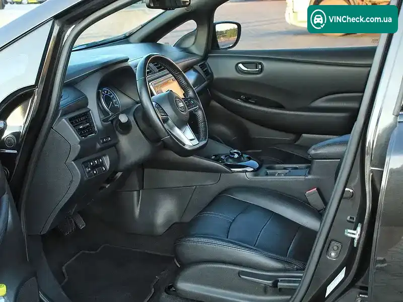 Nissan Leaf 2018, фото з оголошення 1 з 20, VIN SJNFAAZE1U0013533