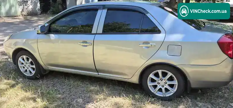 Geely MK 2012, фото з оголошення 2 з 20, VIN LB37624S7CL038208
