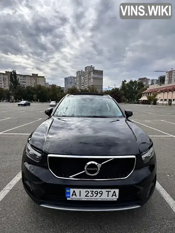 Volvo XC40 2021, фото з оголошення 2 з 21, VIN YV4162UK5M2570805