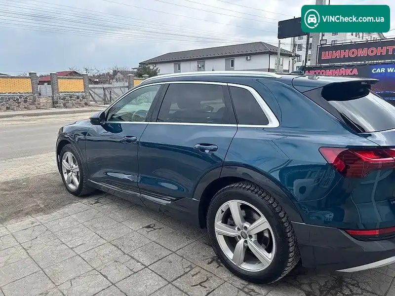 Audi e-tron 2019, фото з оголошення 2 з 20, VIN WAUZZZGE8KB010525